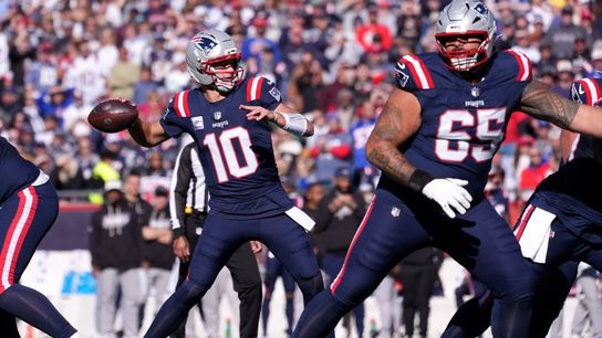 Patriots likely without starting guards Thursday against Bears (NFL). Photo by David Butler II