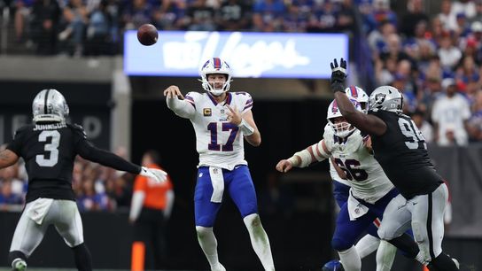 Bills ride Josh Allen to 33-30 win over Raiders (NFL)