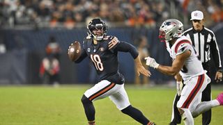 Report: Bears QB Caleb Williams fined over cleats again (NFL). Photo by Patrick Gorski