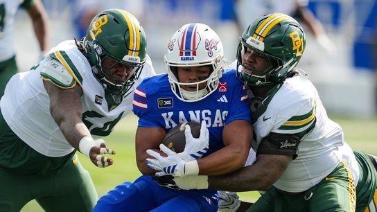 Isaiah Marshall helps Kansas halt 14-game slide vs. Baylor (College Football)
