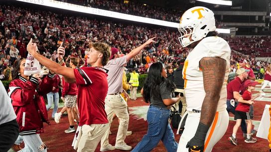 SEC fines South Carolina $500k for fan stormng field after Tennessee upset (College Football)