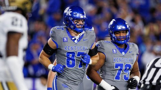 No. 12 Kentucky erases early deficit, beats Vanderbilt for 6th straight win (College Football)