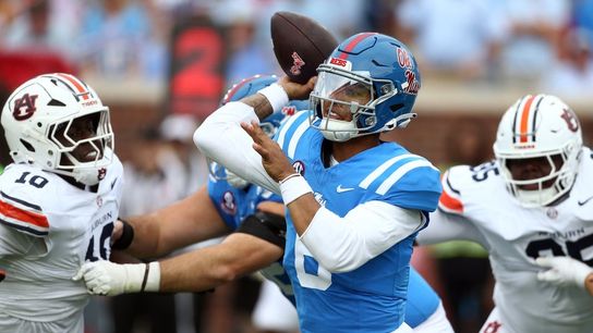Trinidad Chambliss takes over in second half as No. 12 Ole Miss tops Auburn (College Football)