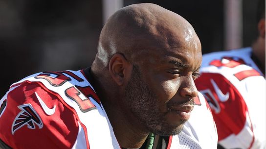 Falcons add Bill Fralic, John Abraham to Ring of Honor (NFL)