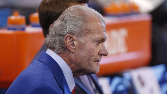 Irsay: 'Door's closed' on Luck return to Colts (NFL)