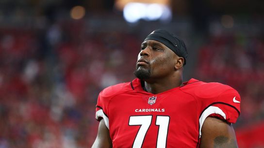 Buccaneers sign veteran OL Earl Watford (NFL)