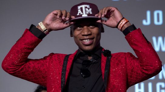 Texas A&M QB Foster opts out of season (College Football)