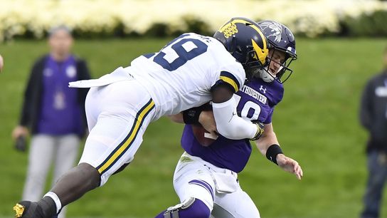 Michigan, Northwestern to honor Big Ten football legend (College Football)