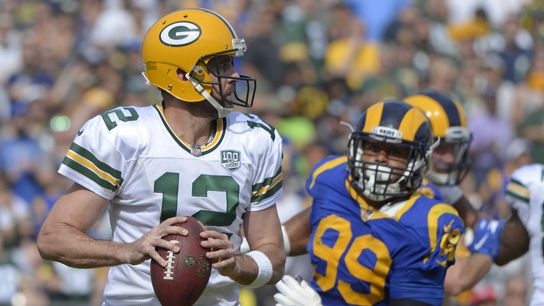 'Gloves off' for Packers with Rams eyeing upset (NFL)