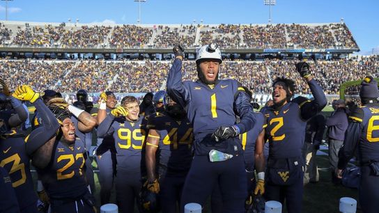 Brawling in the front: West Virginia, Pitt open with critical rivalry game (College Football)