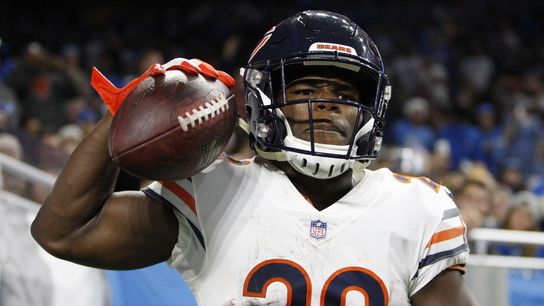 Report: Bears releasing RB Tarik Cohen (NFL)