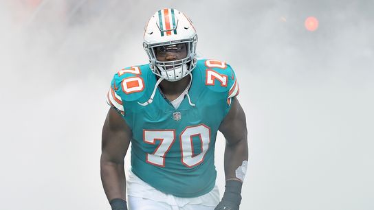 Broncos OT James opts out of 2020 season (NFL)