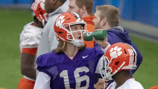 Gatorade signs Trevor Lawrence to endorsement deal (NFL)