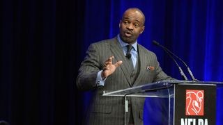 NFLPA head: COVID-19 will not derail Super Bowl (NFL)