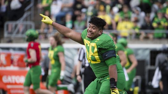 Oregon T Sewell opts out to prepare for 2021 draft (College Football)