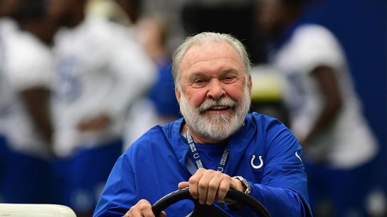 Longtime OL coach Mudd remains hospitalized after accident (NFL)