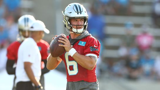 Washington signs QB Heinicke from practice squad (NFL)