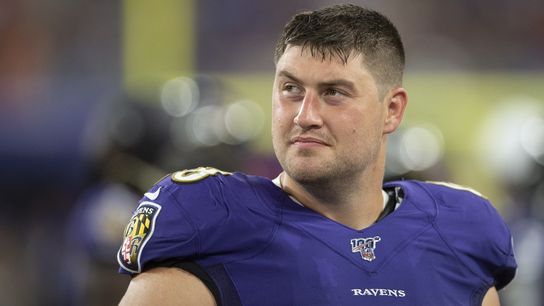 Ravens C Skura passes physical, expected to practice (NFL)