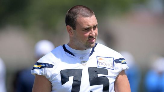 Reports: Bears signing veteran G Michael Schofield (NFL)