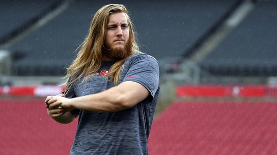 Bucs place RG Alex Cappa on IR, sign OL Earl Watford (NFL)