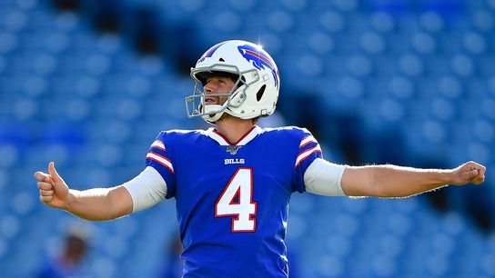 K Hauschka retires after 12-plus seasons (NFL)