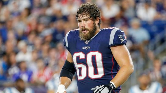 Patriots place C Andrews, LB Uche on injured reserve (NFL)