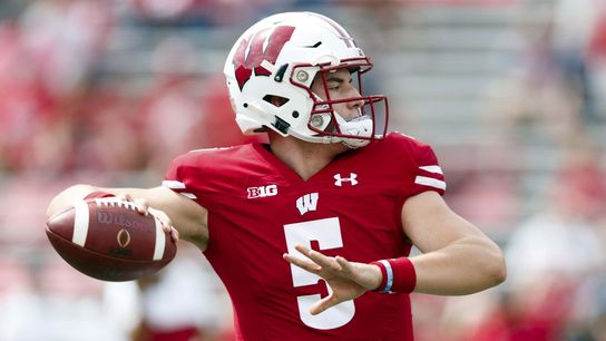 Mertz, starting QB remain up in air for Wisconsin (College Football)