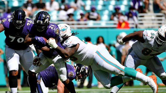 Dolphins re-sign veteran DT John Jenkins (NFL)