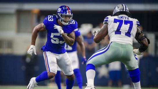 Report: Cowboys OT Smith considers shutting down for season (NFL)
