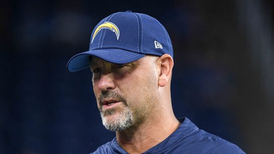 Raiders name Gus Bradley defensive coordinator (NFL)