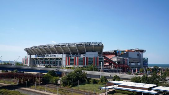 Select fans, prospects to attend 2021 draft in Cleveland (NFL)
