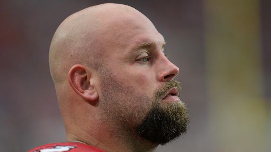 Arians: Bucs C Shipley could have 'career-ending' neck injury (NFL)
