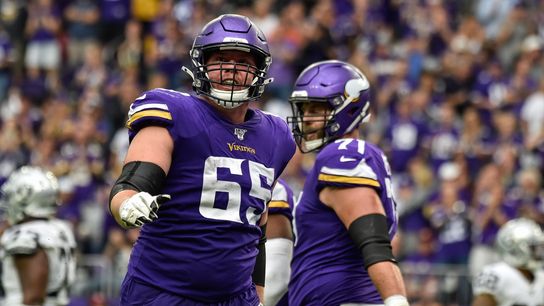 Vikings release Elflein, remove Cutting from COVID-19 list (NFL)