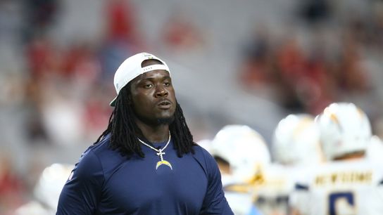 Ingram practices after Chargers guarantee 2020 salary (NFL)