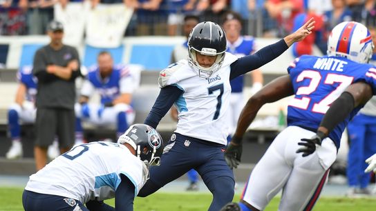 Report: Bears to sign K Santos (NFL)