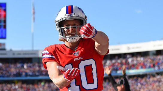 Bucs add WR Cole Beasley to active roster (NFL)