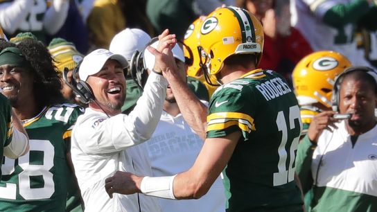 Packers coach wants Aaron Rodgers back 'in the worst way' (NFL)
