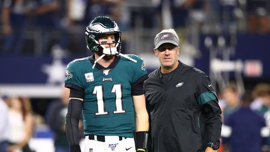 Eagles' Pederson on QB controversy: 'Don't go there' (NFL)