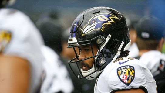 Arrest warrant issued for ex-NFL safety Earl Thomas (NFL)