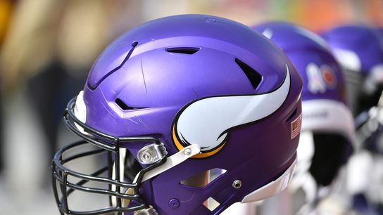 Former Vikings coach Jerry Burns dies at 94 (NFL)
