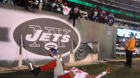 Ex-Giants RB Brandon Jacobs eyes comeback as DE (NFL)