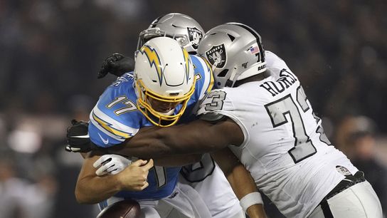 Raiders activate DT Hurst off COVID reserve (NFL)