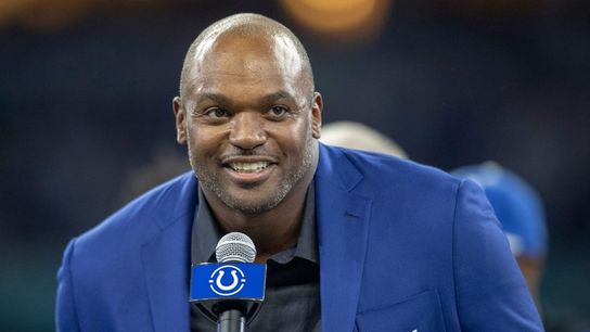 Dwight Freeney, Darrelle Revis headline Pro Football HOF nominees (NFL)