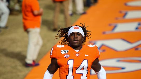 Man charged with murdering ex-Clemson WR Diondre Overton (College Football)