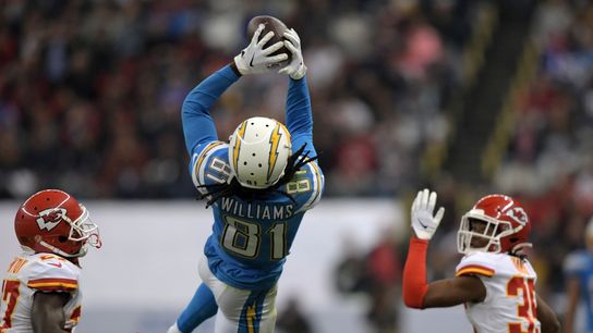 Report: Chargers WR Williams (shoulder) out 2-4 weeks (NFL)