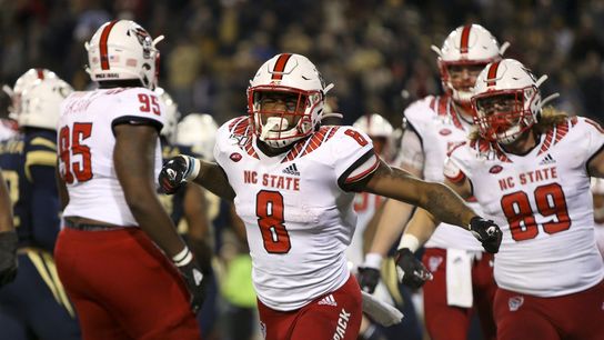 NC State survives back-and-forth night to edge Wake Forest (College Football)