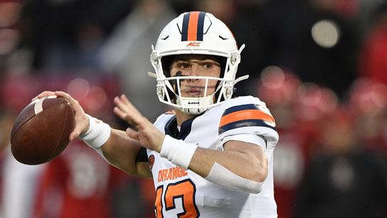 Quarterbacks on shuffle as Syracuse visits Ohio (College Football)
