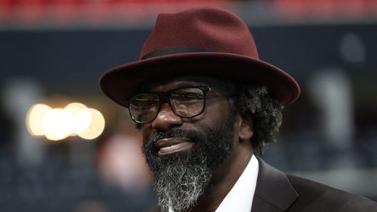 Ed Reed says Bethune-Cookman won't ratify contract (College Football)