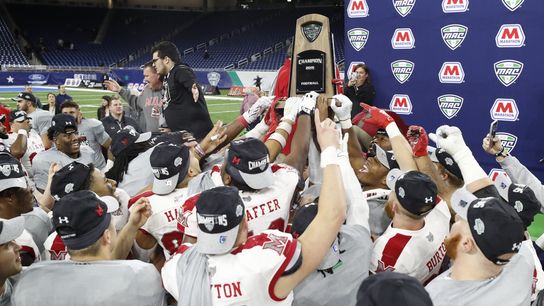 MAC becomes last FBS conference to reinstate football for fall (College Football)