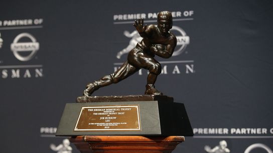 Heisman Trophy to be awarded Jan. 5 (College Football)